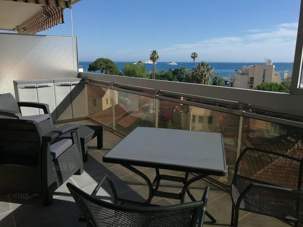 Sea Side Oceanides Apartment Juan-les-Pins